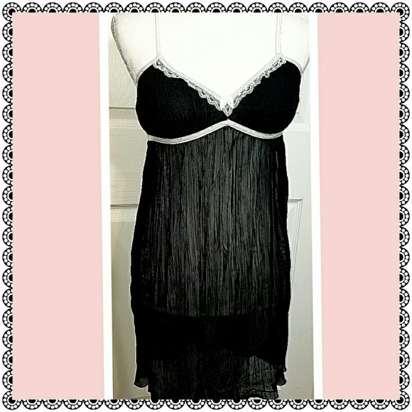 Apt. 9 Other - 🛍 {Apt. 9} black crinkle sheer lace nightie, sz M